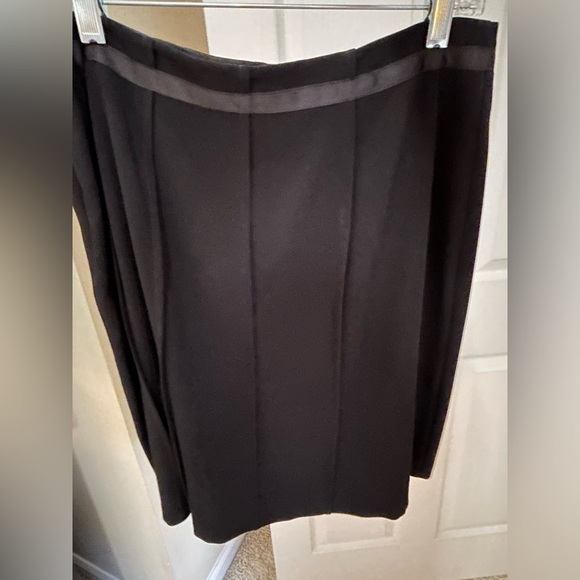 NWOT Black pleat skirt; Rayon/Polyester/Spandex; - Picture 2 of 3